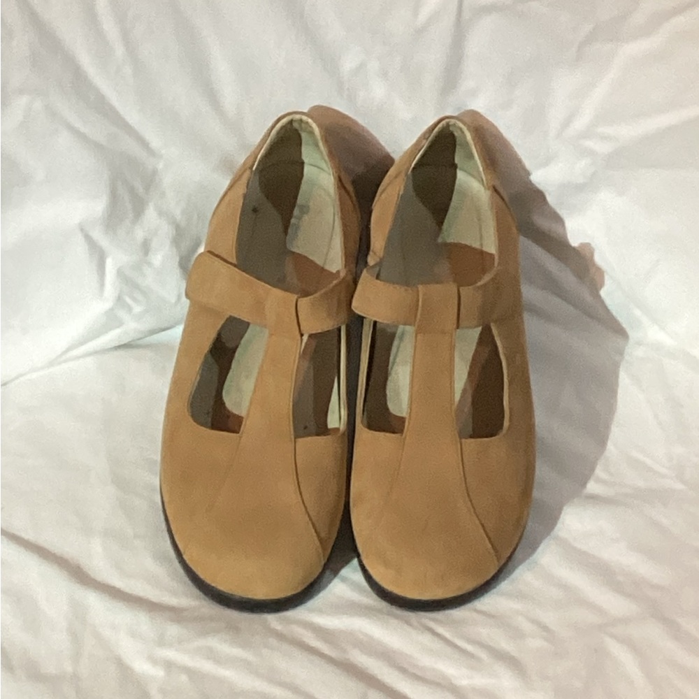 Woman shoes